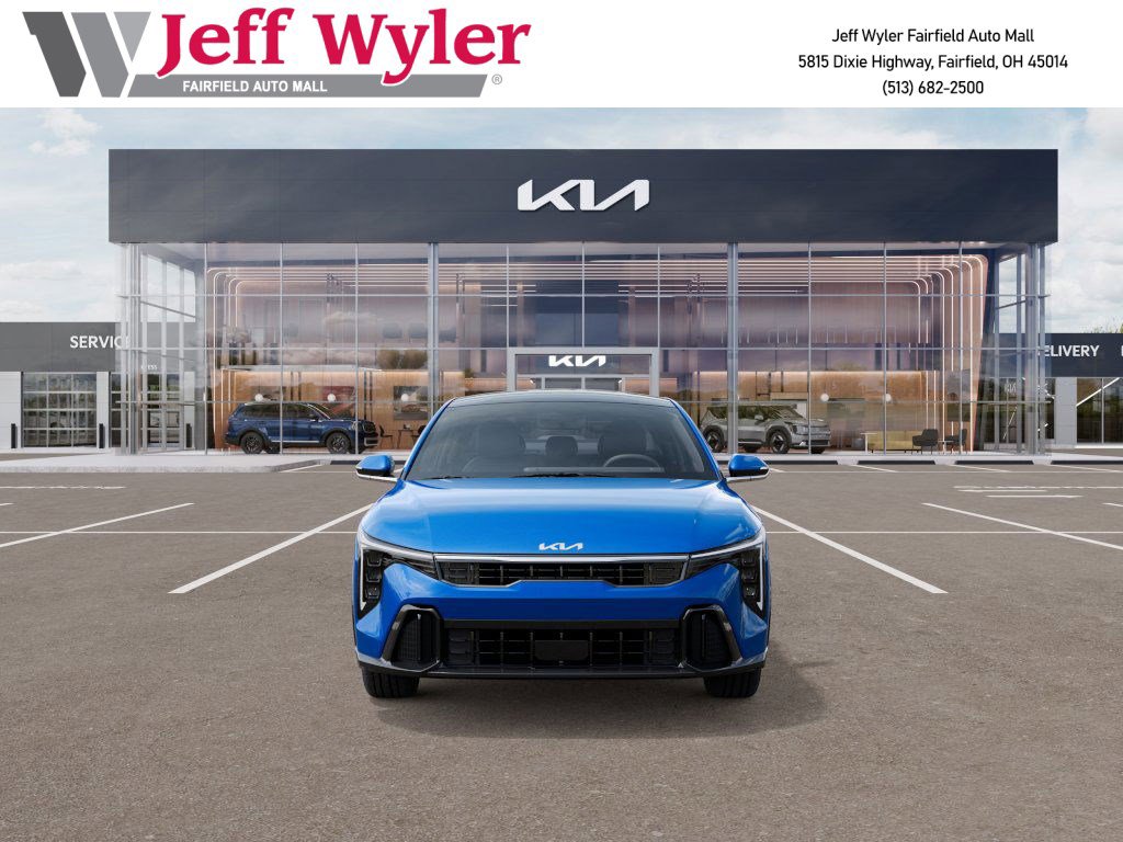 2025 Kia K4 GT-Line photo 2