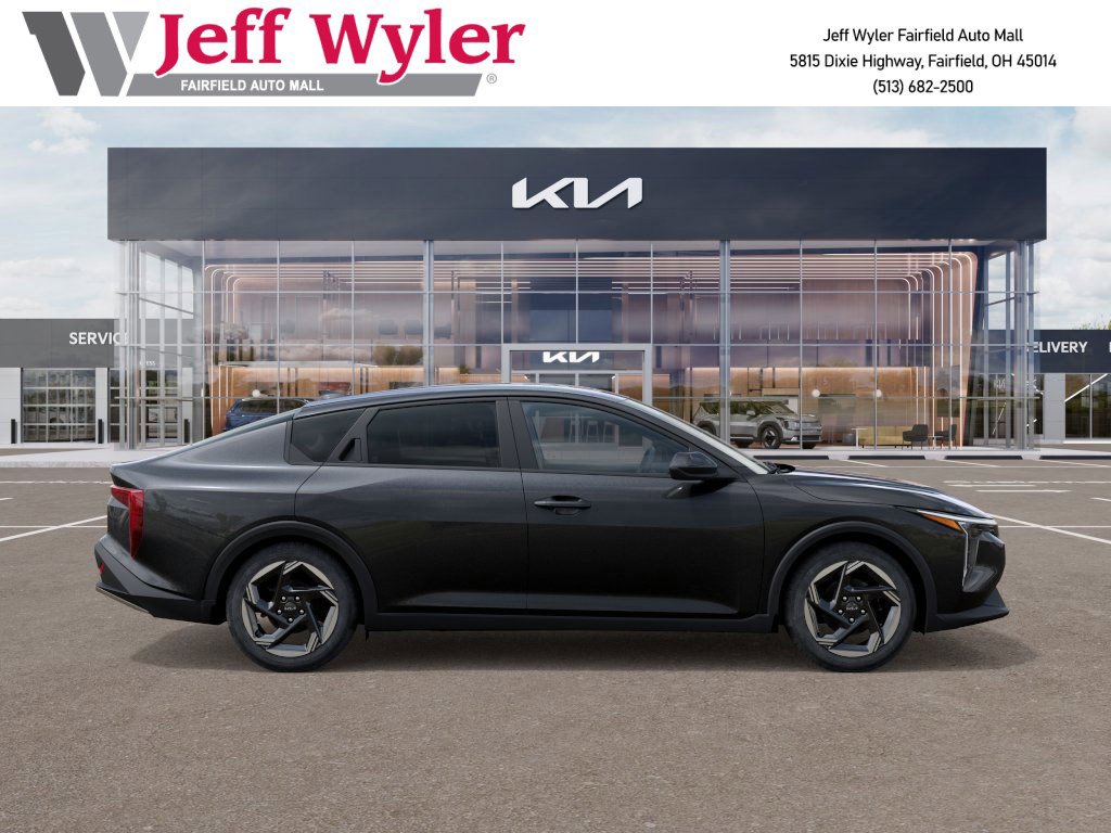 2025 Kia K4 EX photo 4