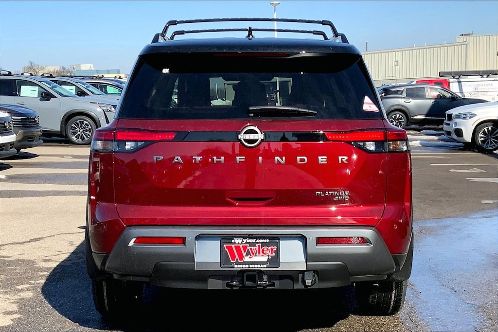 New 2026 Nissan Pathfinder Platinum SUV