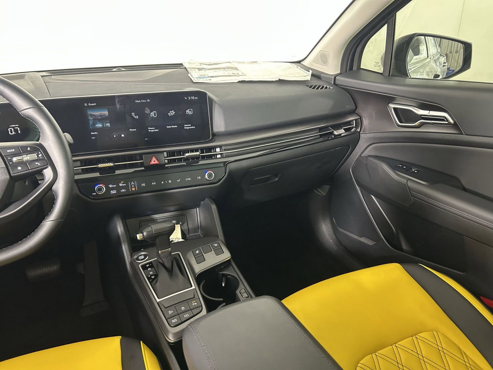 2026 Kia Sportage EX - Photo 40