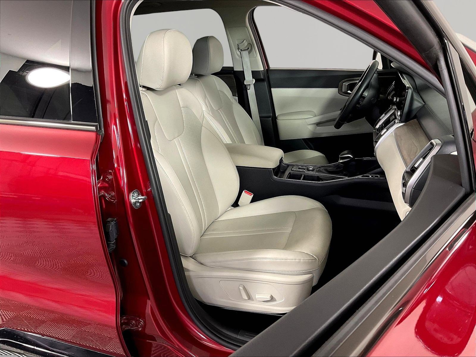 2023 Kia Sorento EX - Photo 30