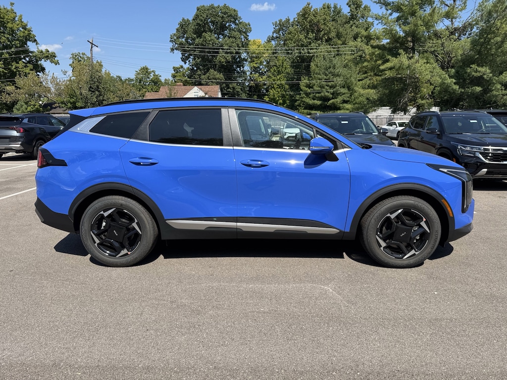 New 2026 Kia Sportage EX SUV