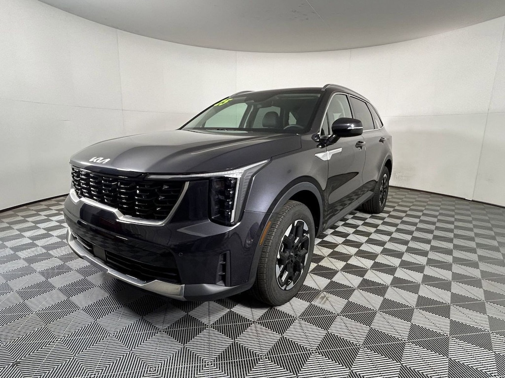 Certified 2025 Kia Sorento S AWD SUV