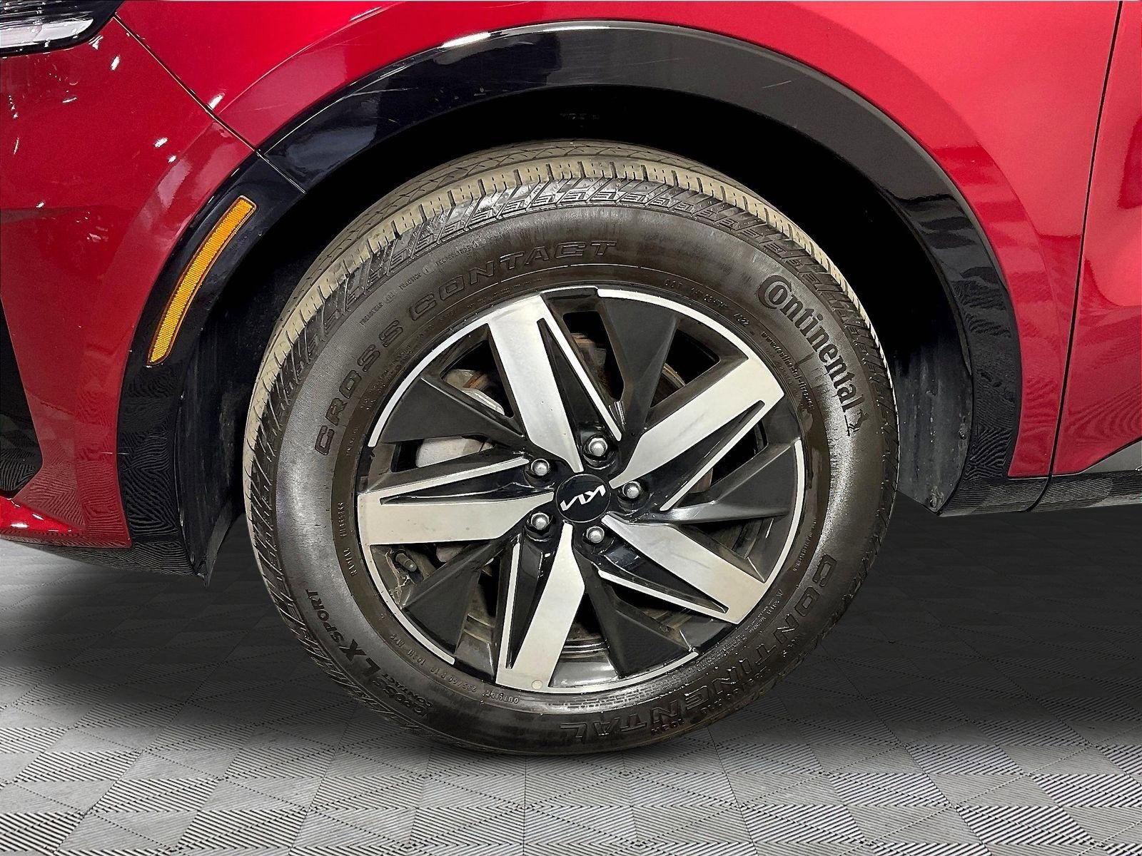 2023 Kia Sorento EX - Photo 35
