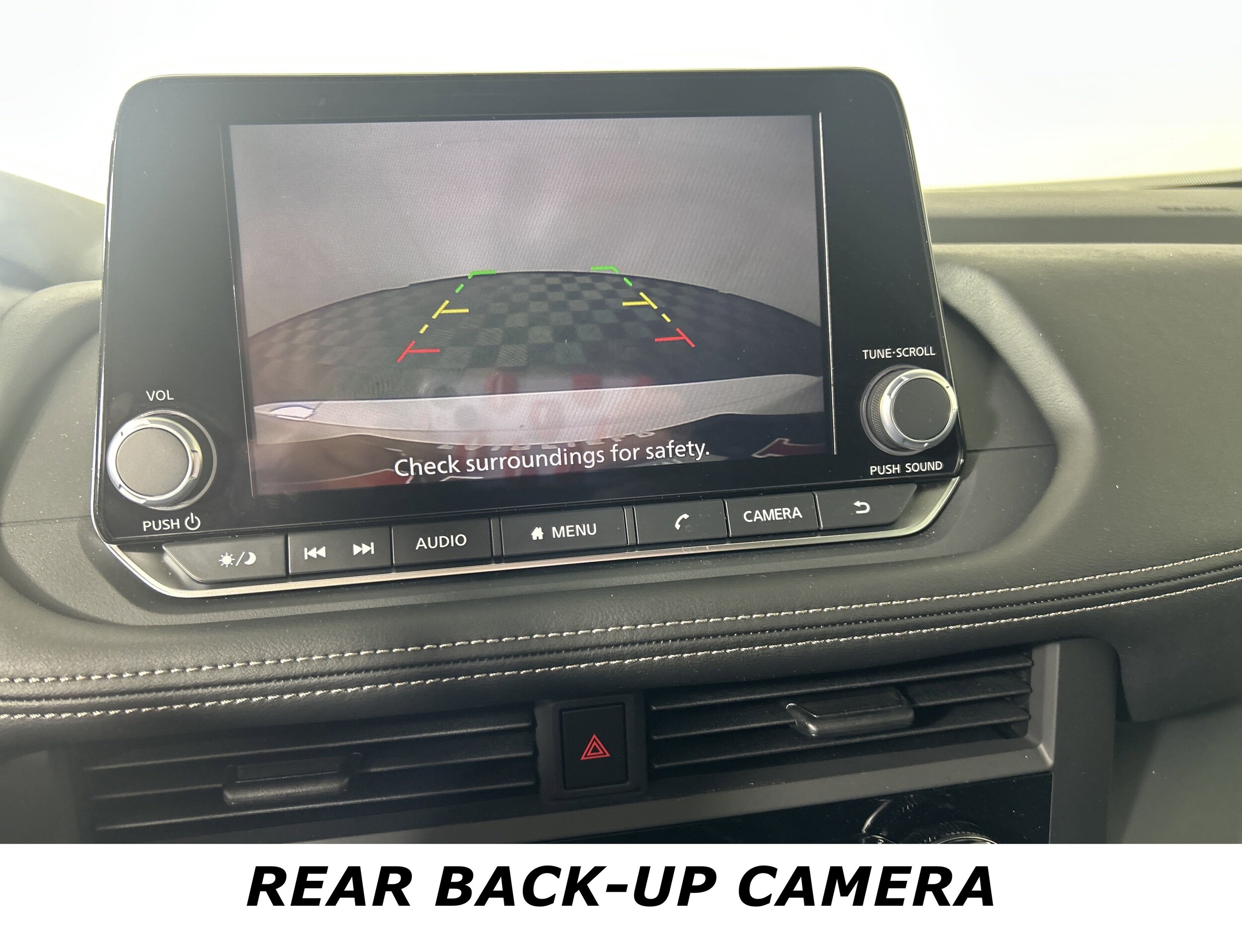 2025 Nissan Rogue AWD S photo 3