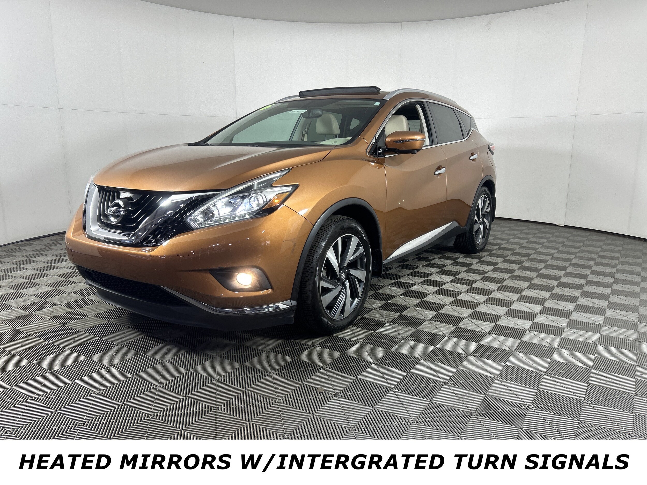 2016 Nissan Murano Platinum photo 2