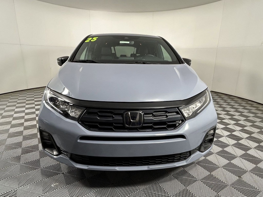 Used 2025 Honda Odyssey Sport-L Auto Van