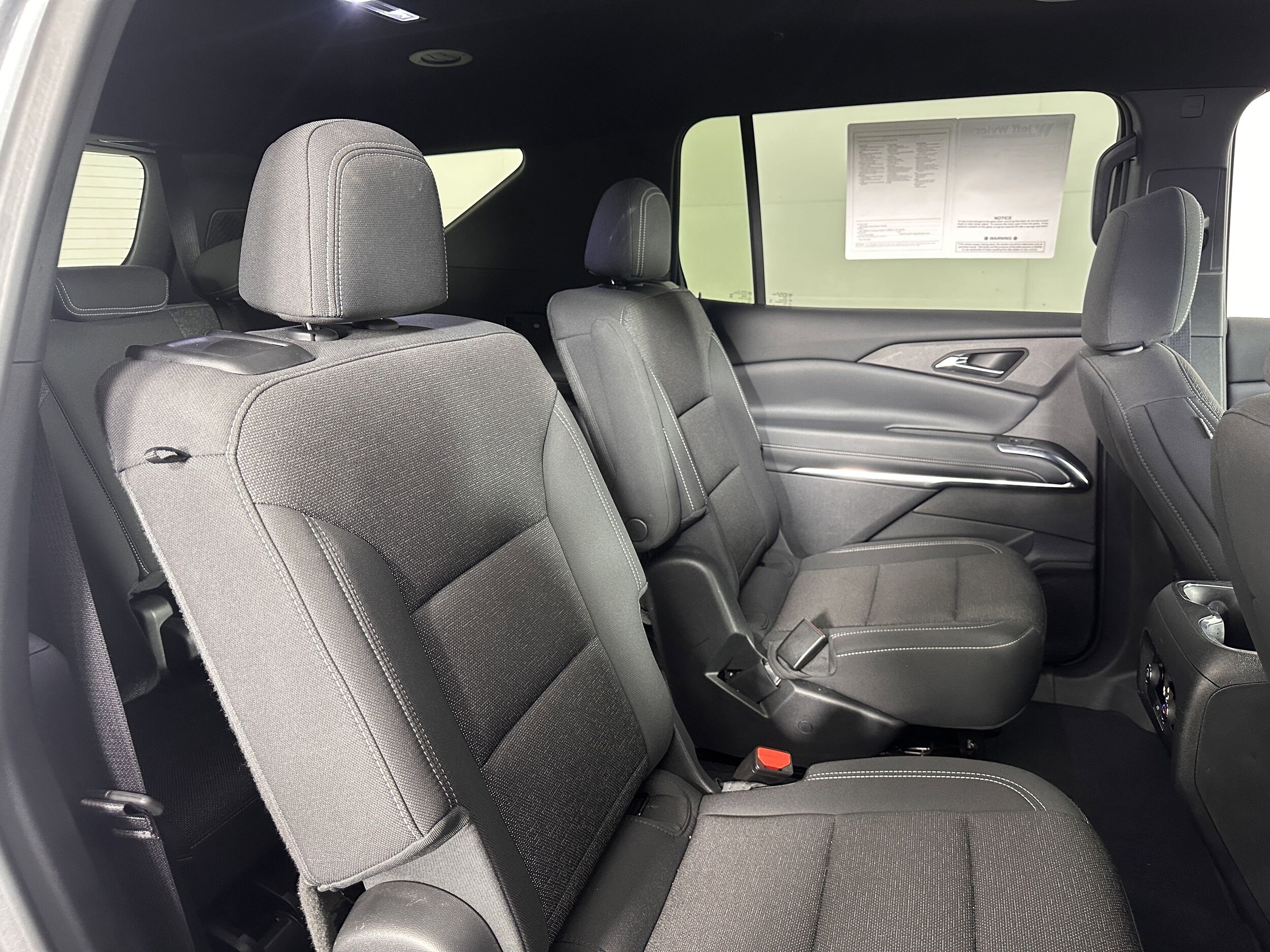 2025 Chevrolet Traverse 1LT photo 4