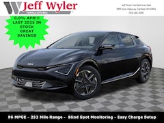 2025 Kia EV6 Light Long Range SUV