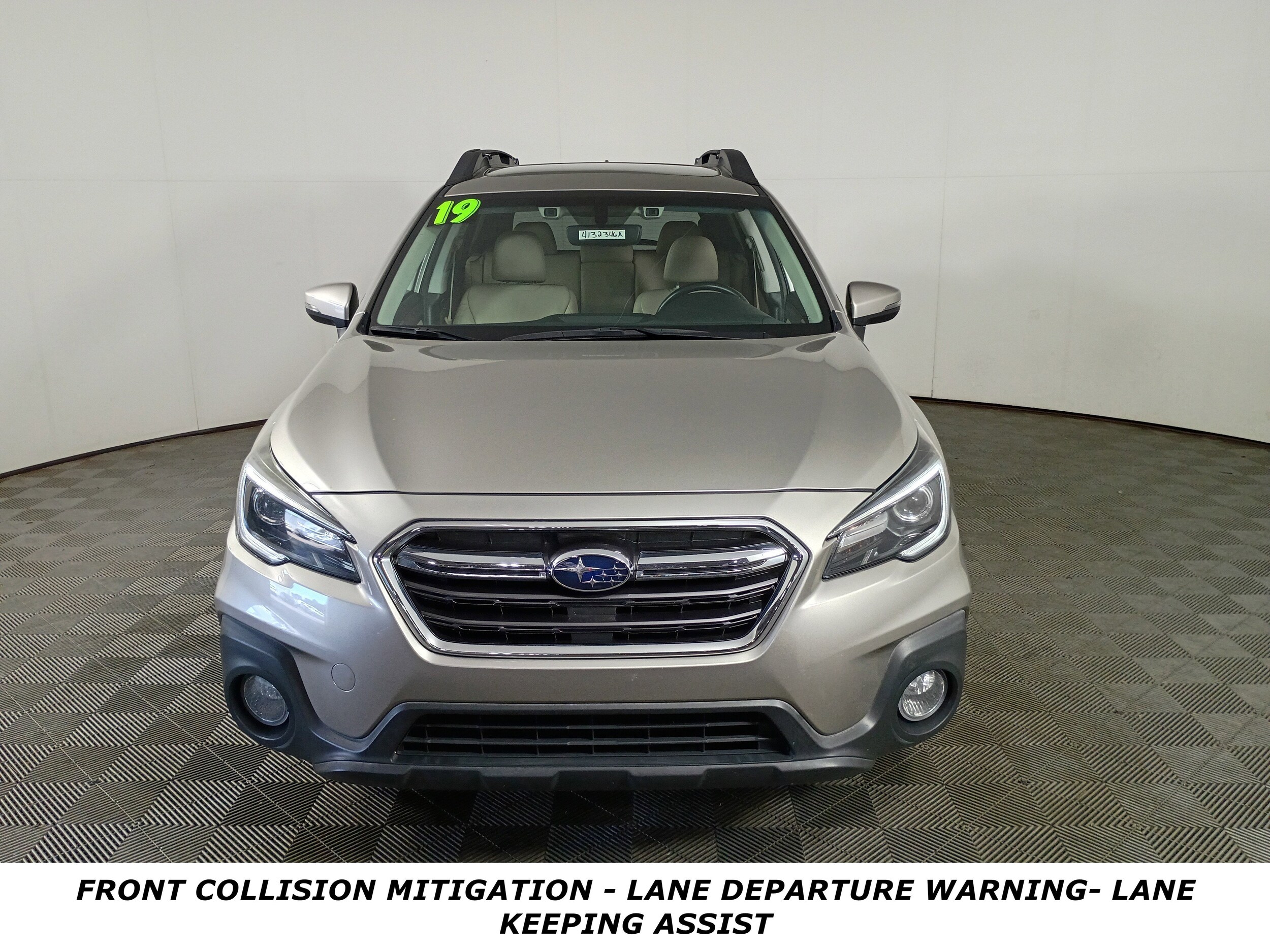 2019 Subaru Outback 2.5i Limited photo 2