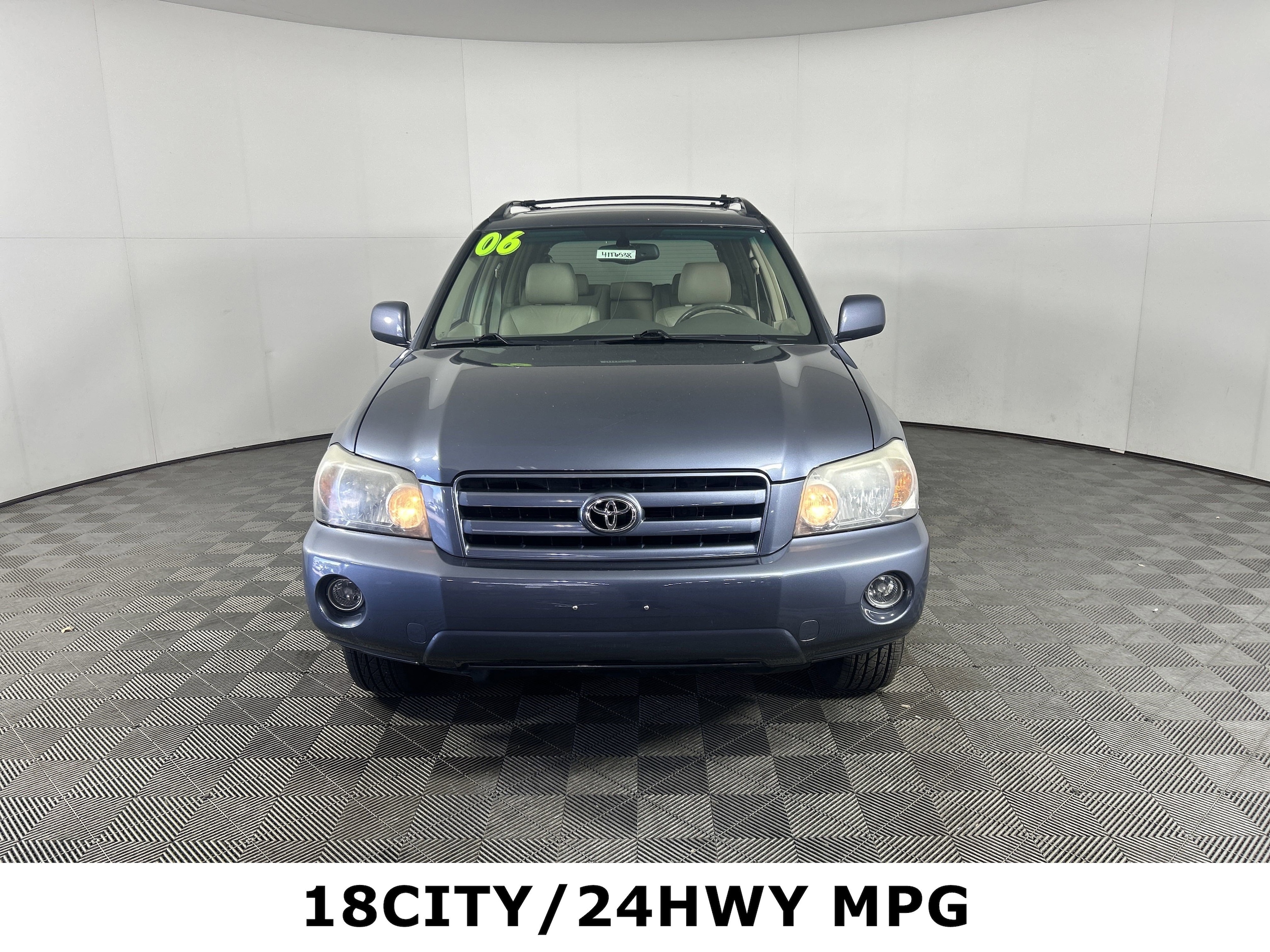 Used 2006 Toyota Highlander Limited with VIN JTEEP21A760185687 for sale in Fairfield, OH