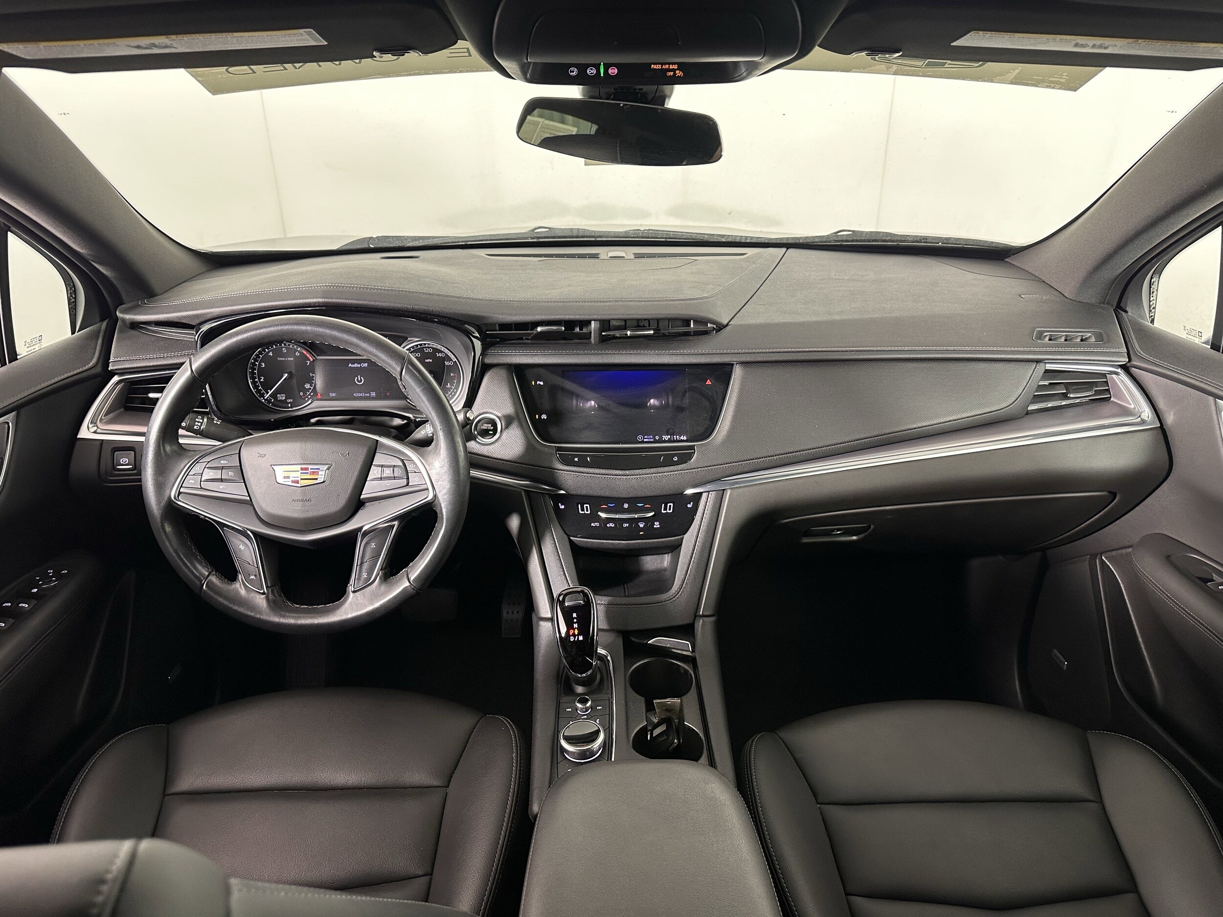 2023 Cadillac XT5 Luxury photo 3