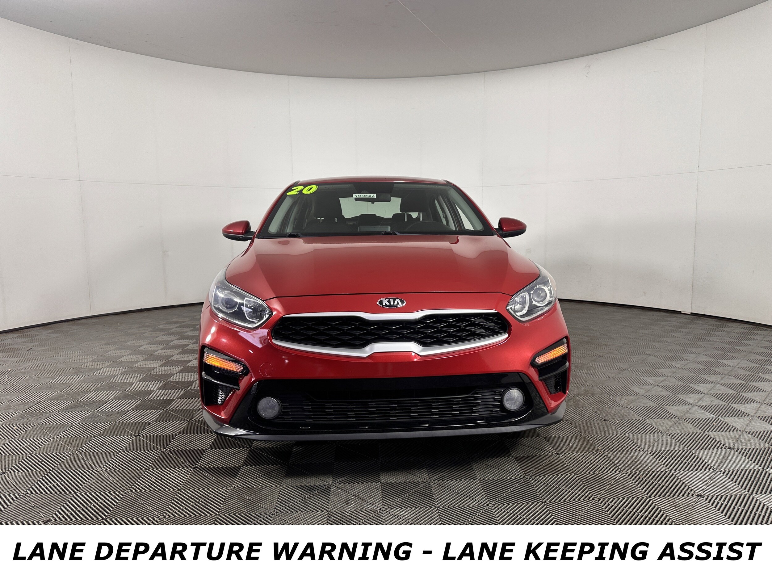 2020 Kia Forte LXS photo 2