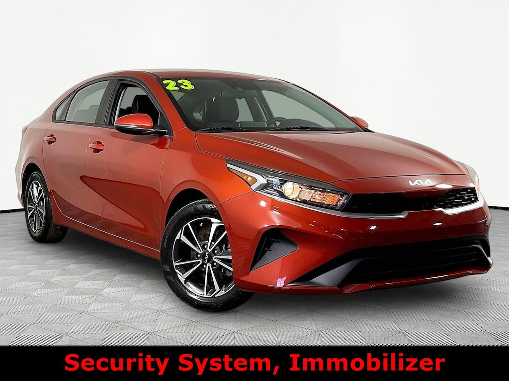 Used 2023 Kia Forte LXS IVT Sedan