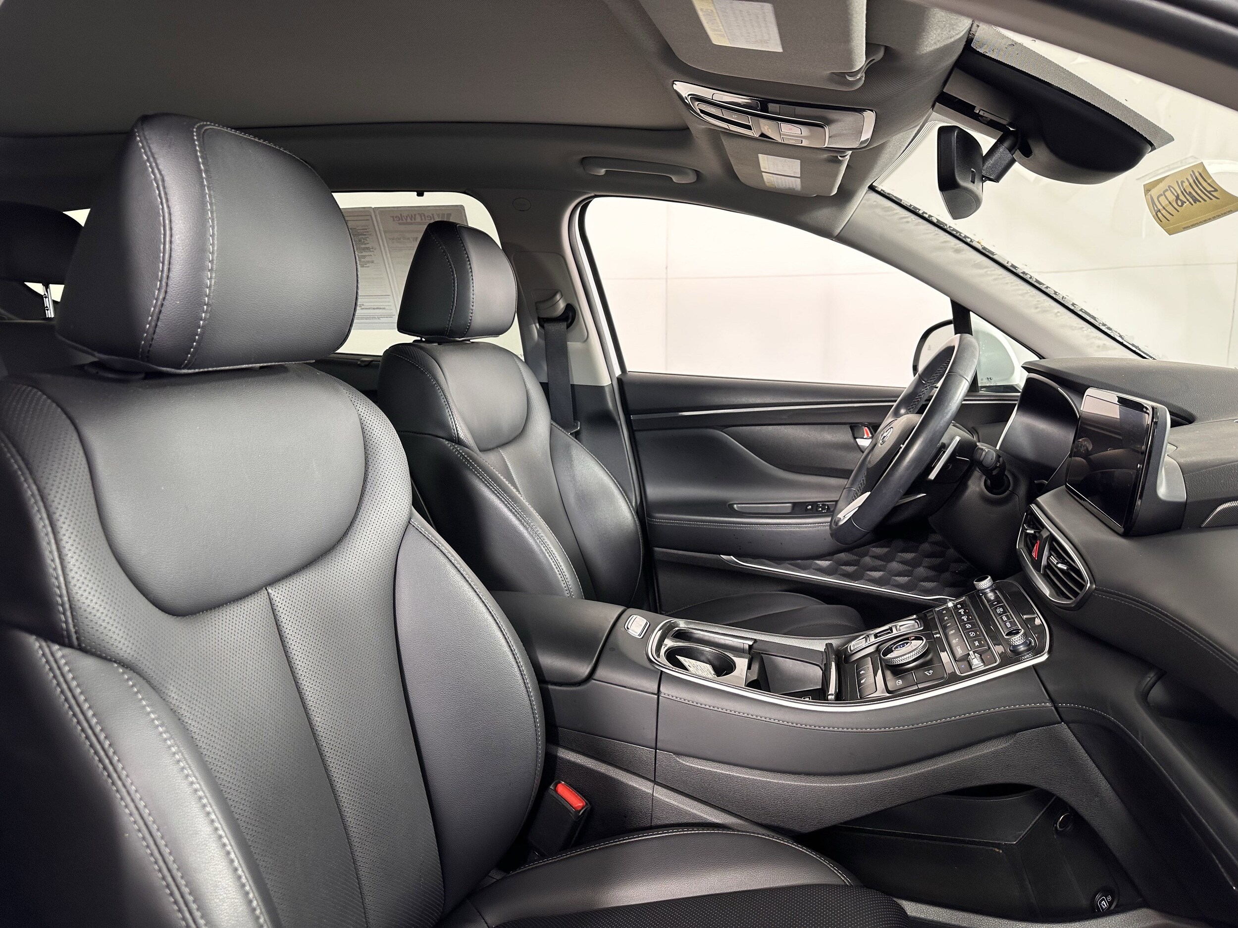 2023 Hyundai Santa Fe SEL Premium photo 4