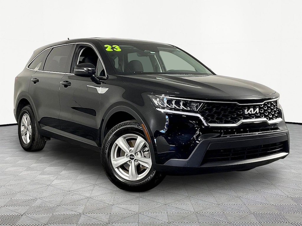 Certified 2023 Kia Sorento LX AWD SUV