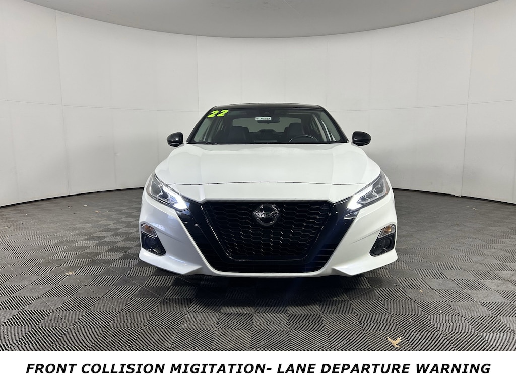 Certified 2022 Nissan Altima 2.5 SR Sedan Sedan