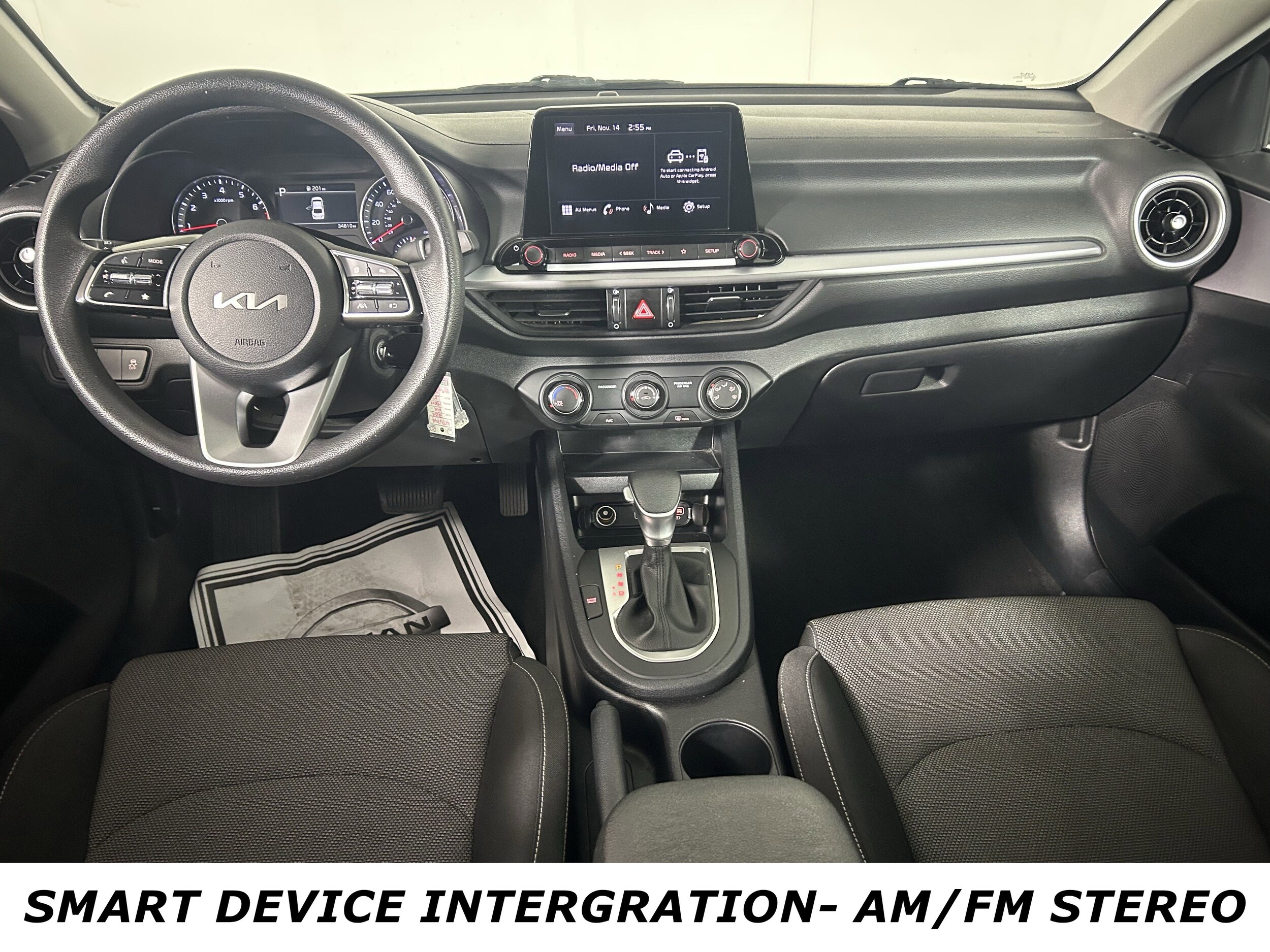 2024 Kia Forte LXS photo 4