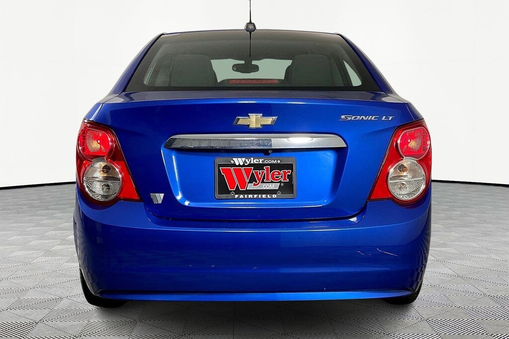 Used 2016 Chevrolet Sonic 4dr Sdn Auto LT Sedan