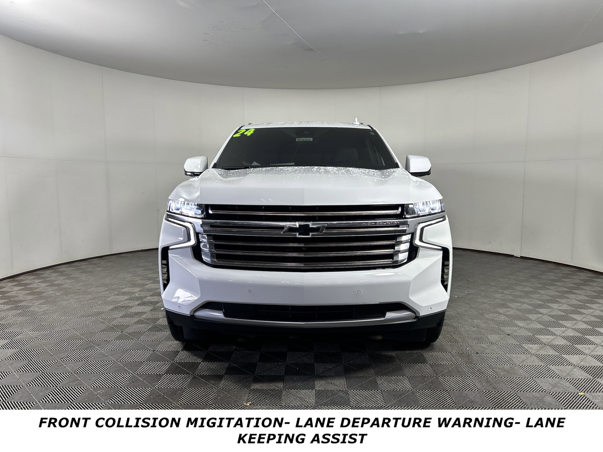 Used 2024 Chevrolet Tahoe High Country with VIN 1GNSKTKL4RR114532 for sale in Fairfield, OH