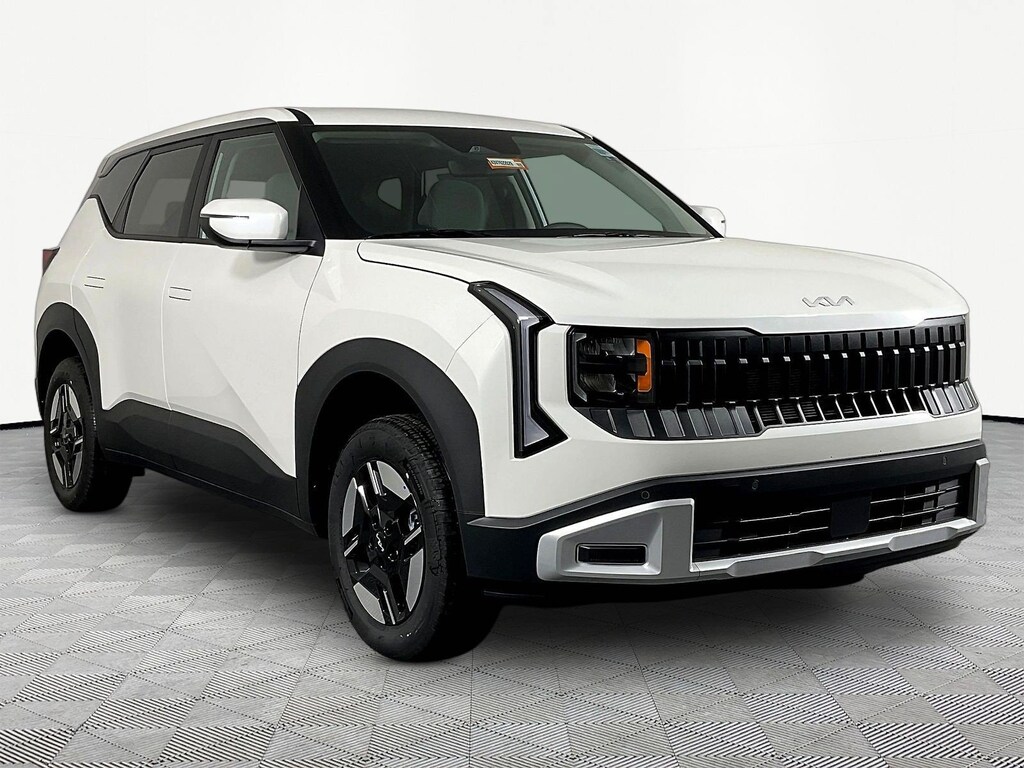 New 2027 Kia Seltos LX SUV