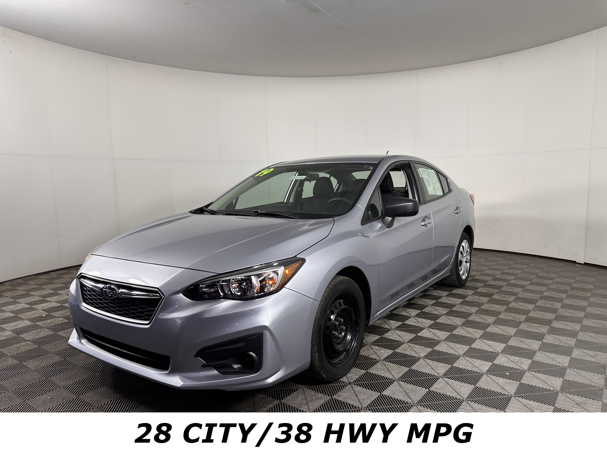 2019 Subaru Impreza 2.0i photo 3