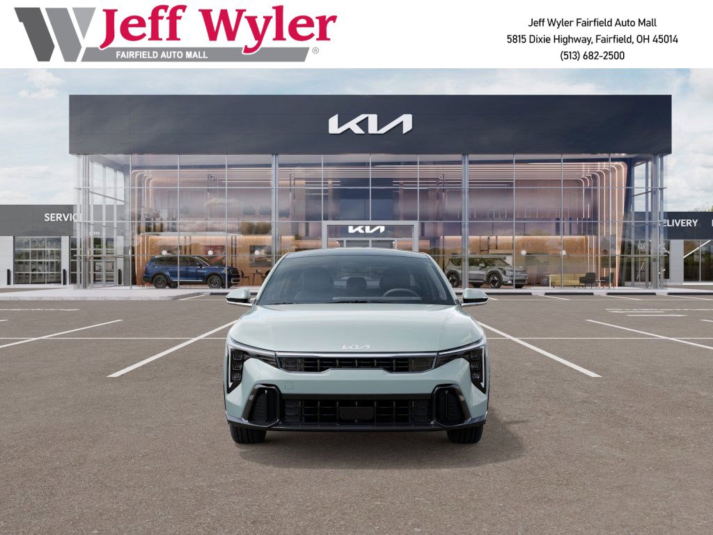 2025 Kia K4 GT-Line photo 2