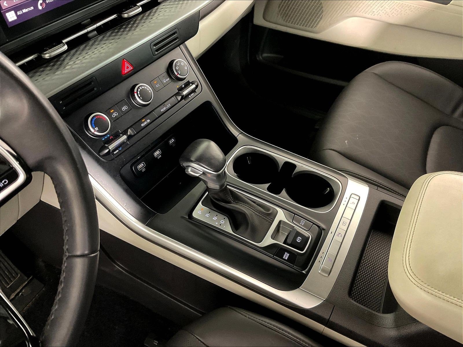 2023 Kia Carnival LX Seat Pkg - Photo 21