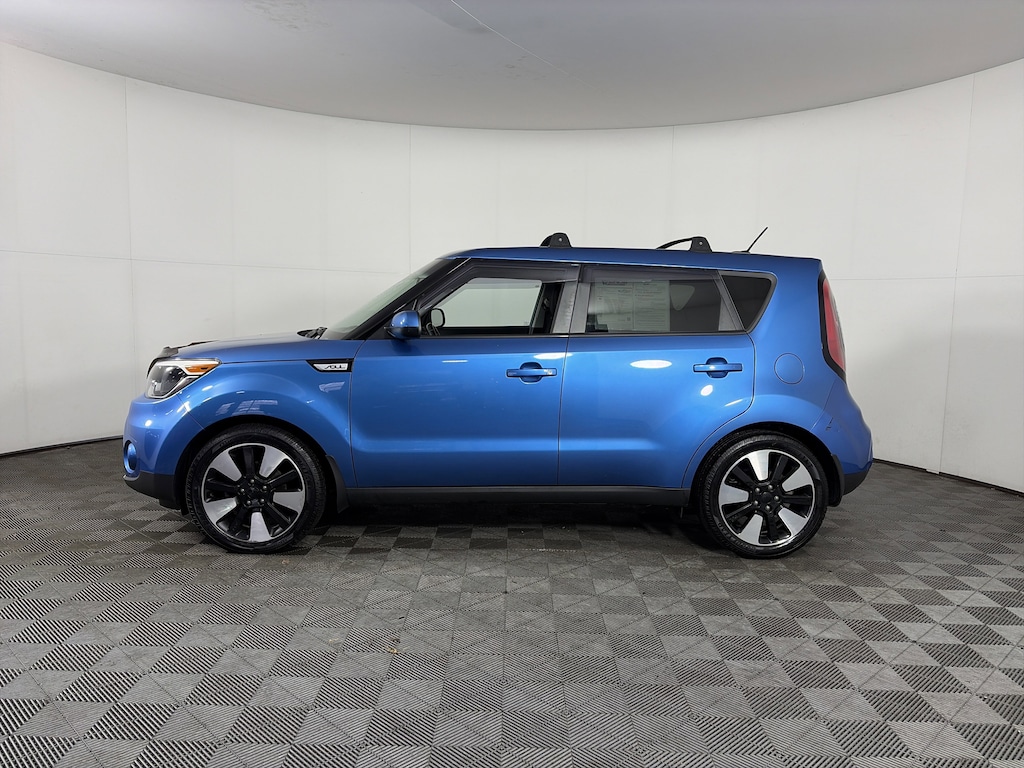 Used 2017 Kia Soul + Auto Hatchback