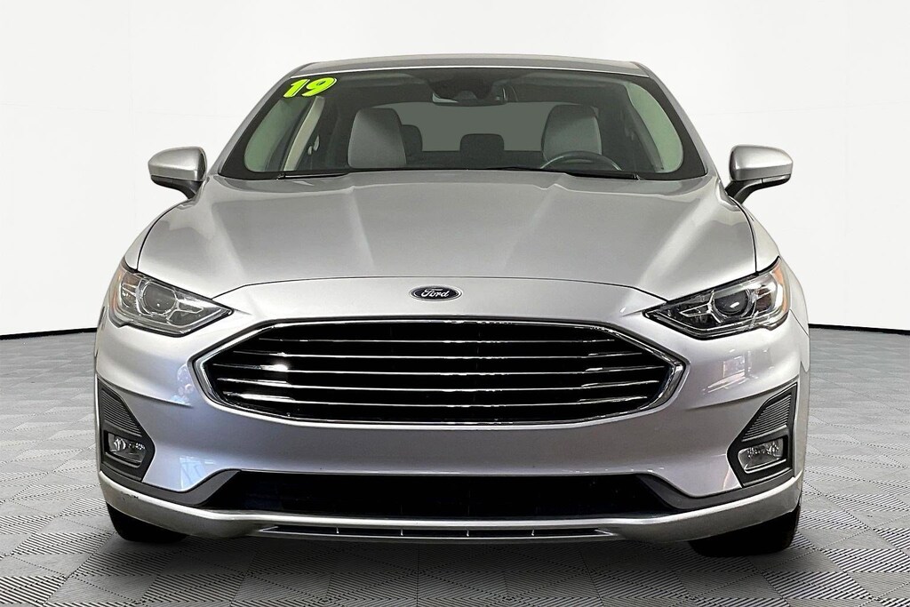 Used 2019 Ford Fusion SE FWD Sedan