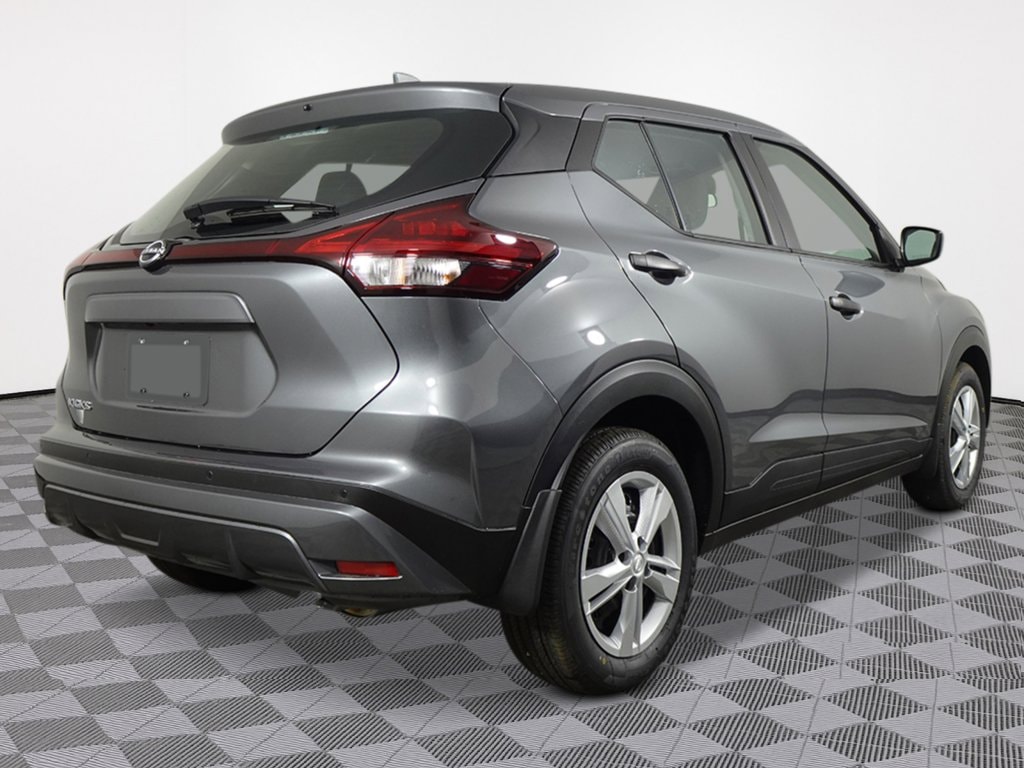 New 2025 Nissan Kicks Play S SUV