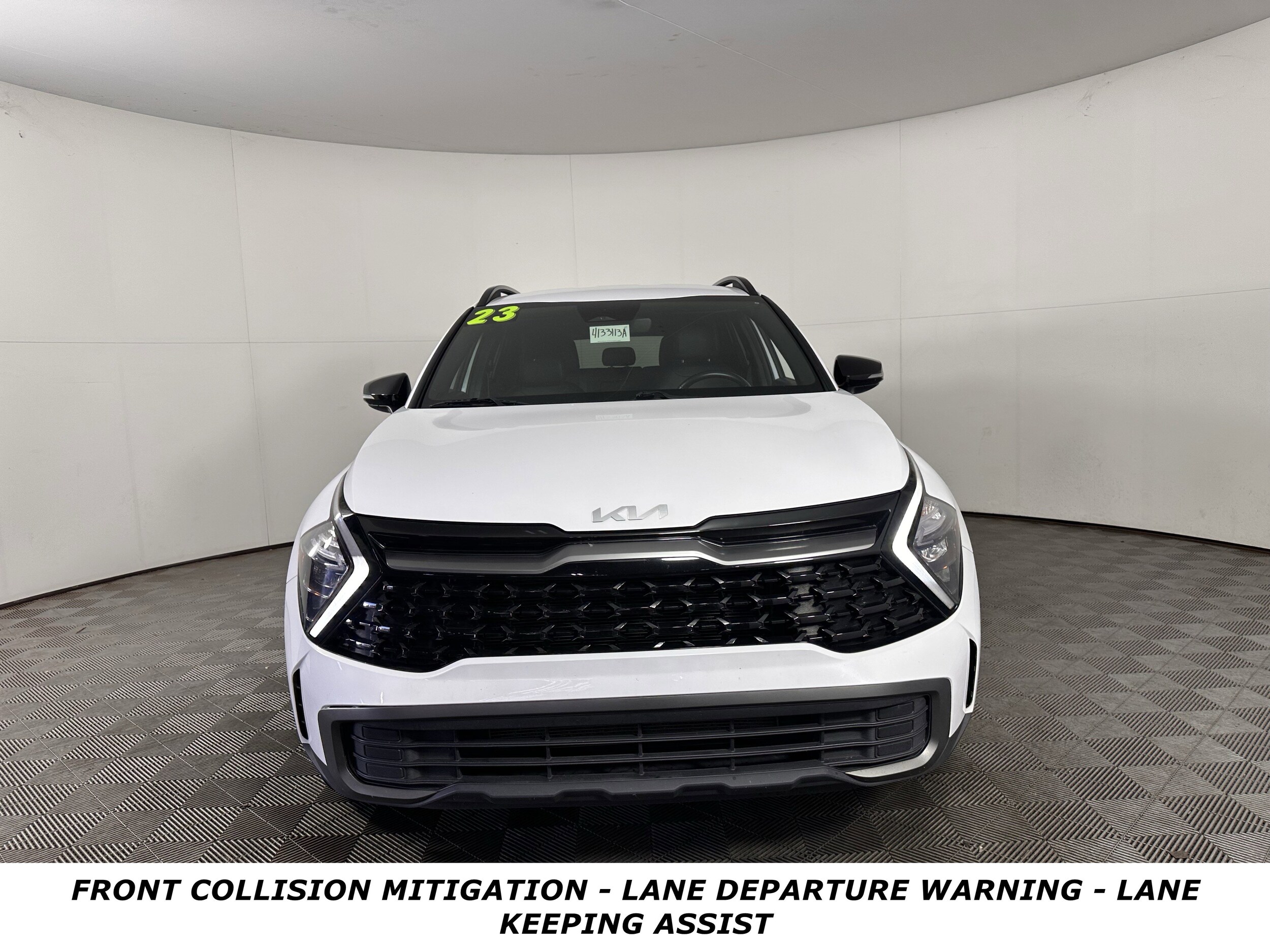 2023 Kia Sportage X-Line photo 2