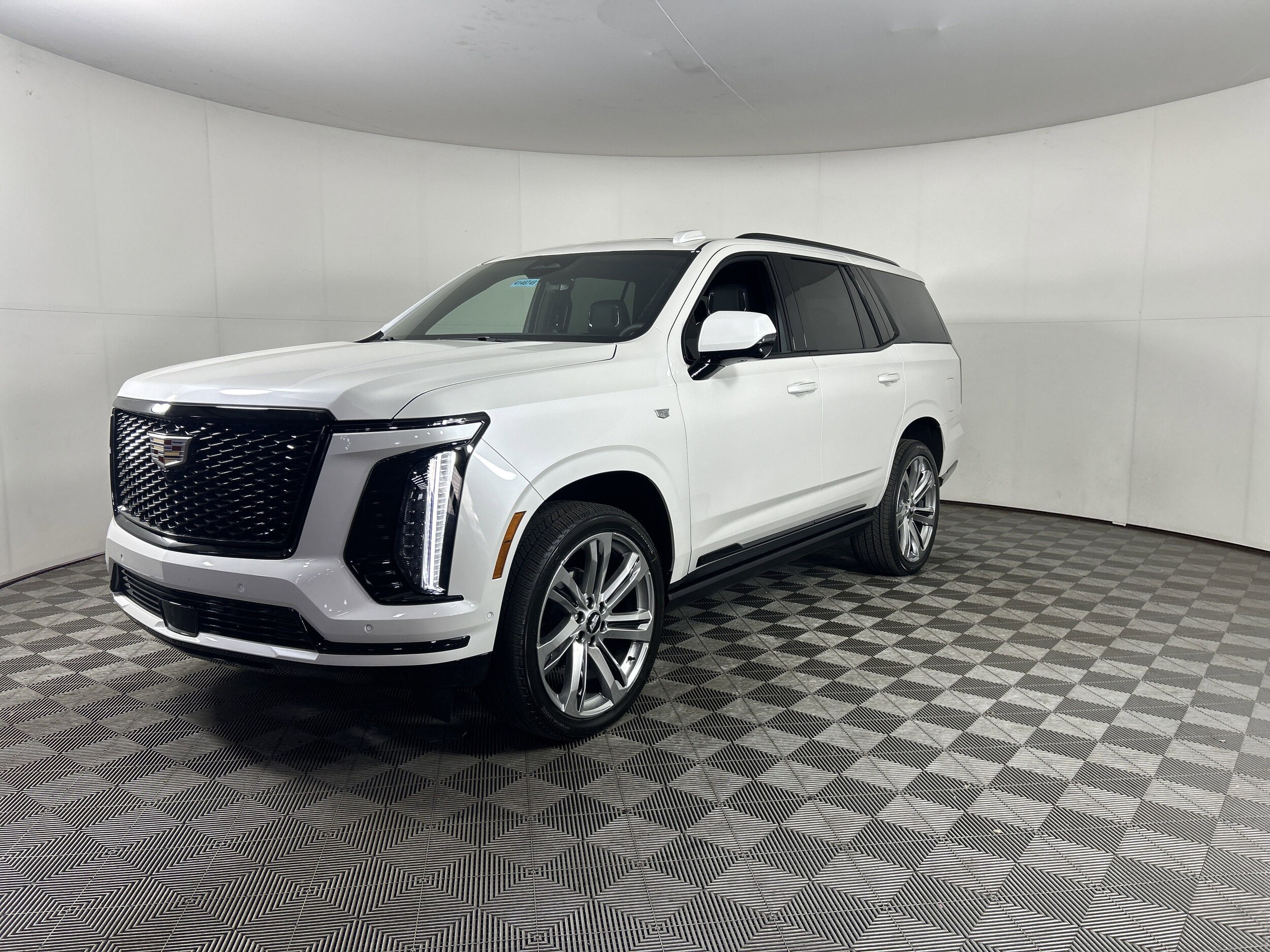 2025 Cadillac Escalade Sport photo 2