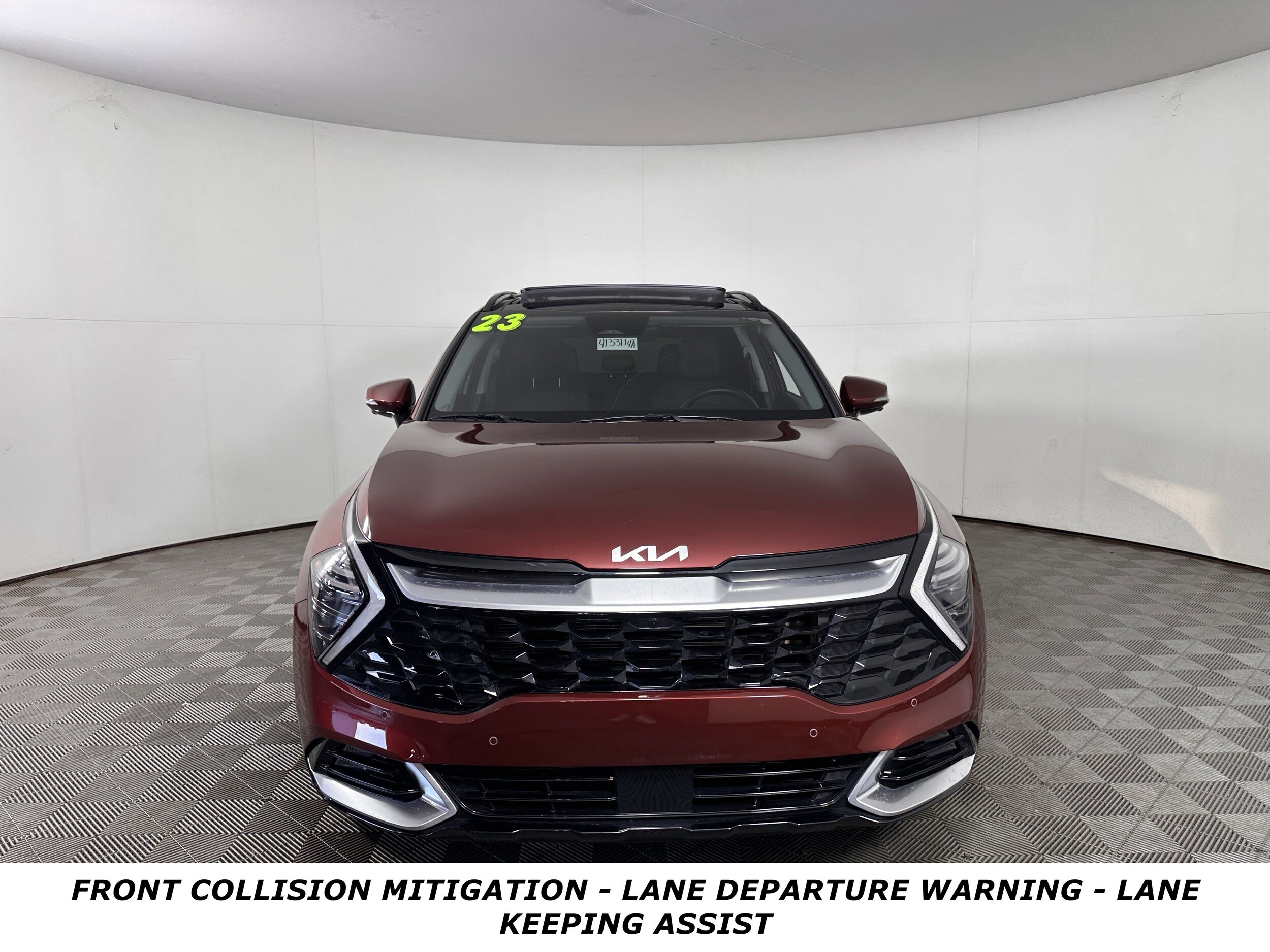 2023 Kia Sportage photo 2