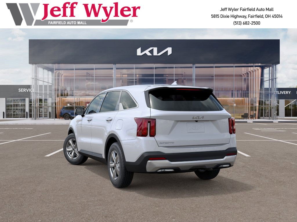 2026 Kia Sorento LX photo 3