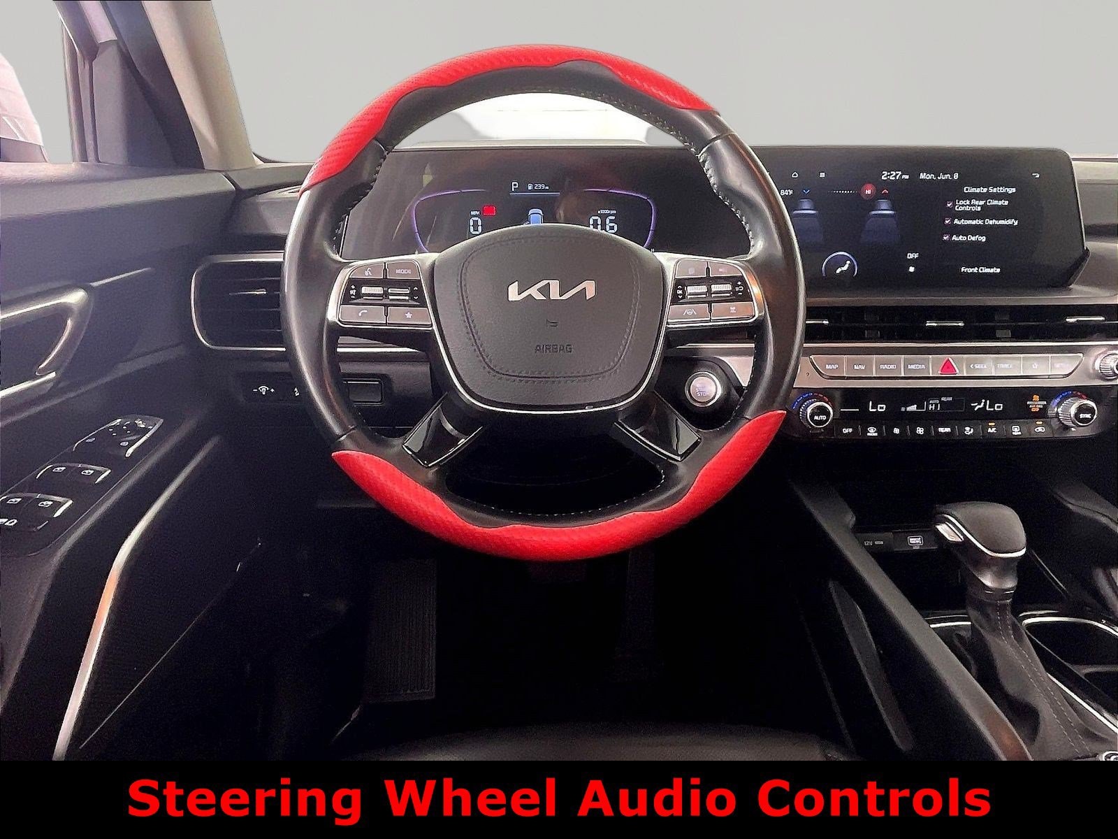 2024 Kia Telluride LX - Photo 11