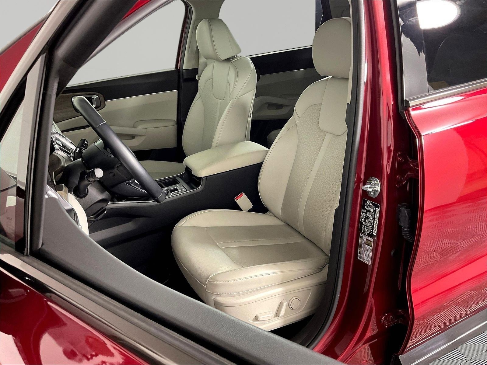 2023 Kia Sorento EX - Photo 21