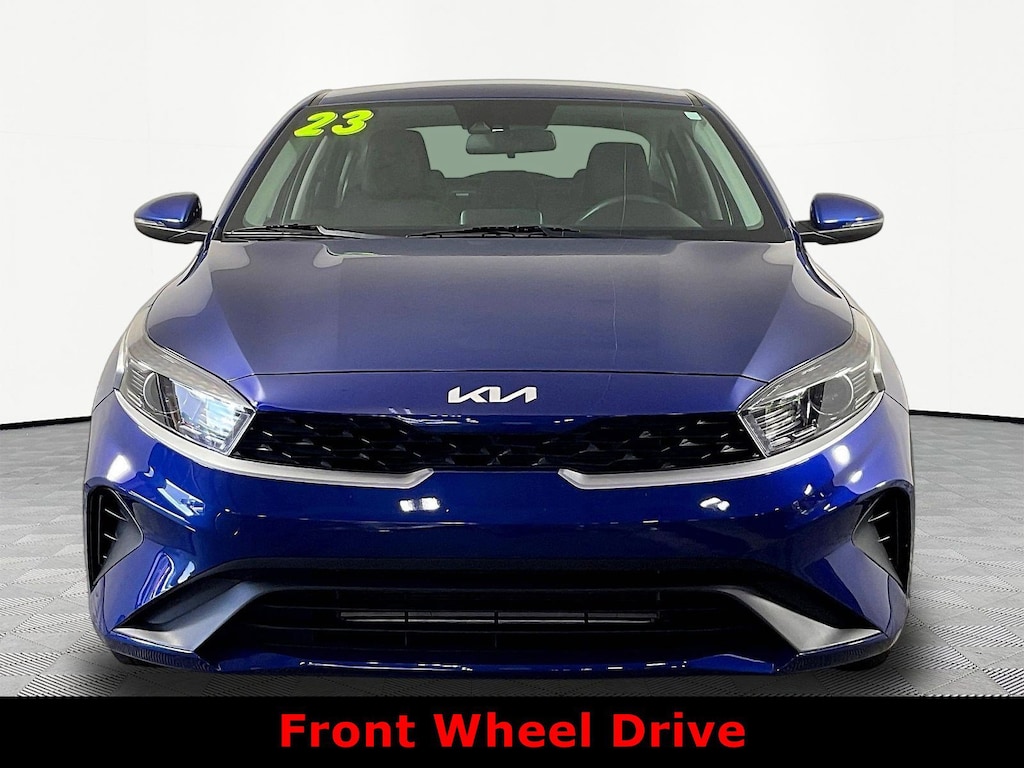Used 2023 Kia Forte LXS IVT Sedan