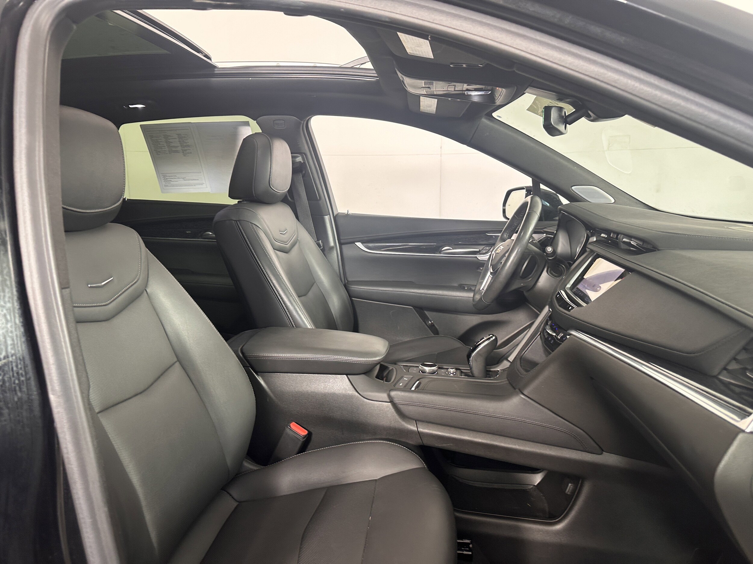 2023 Cadillac XT5 Premium Luxury photo 3