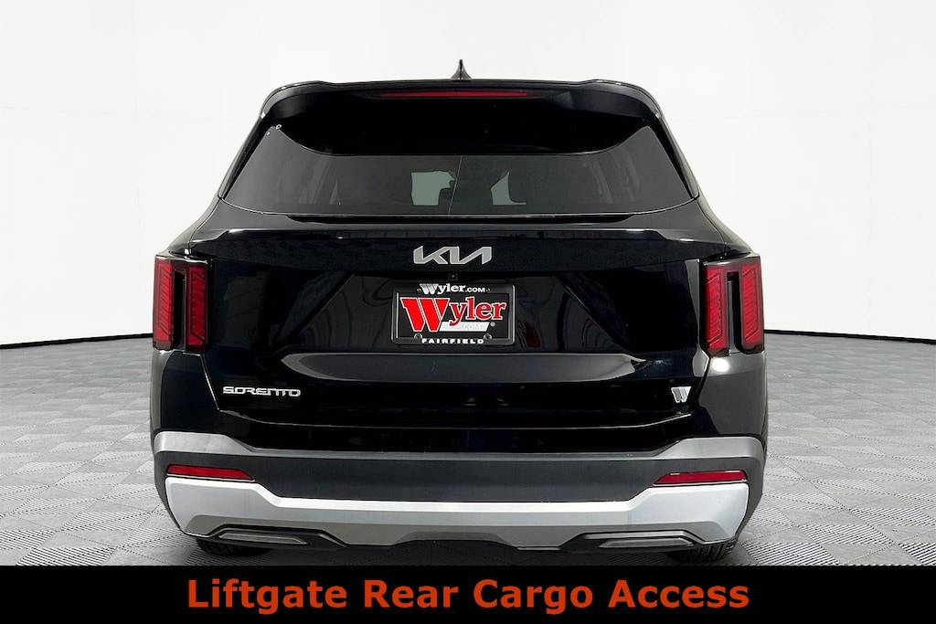 Certified 2026 Kia Sorento LX FWD SUV