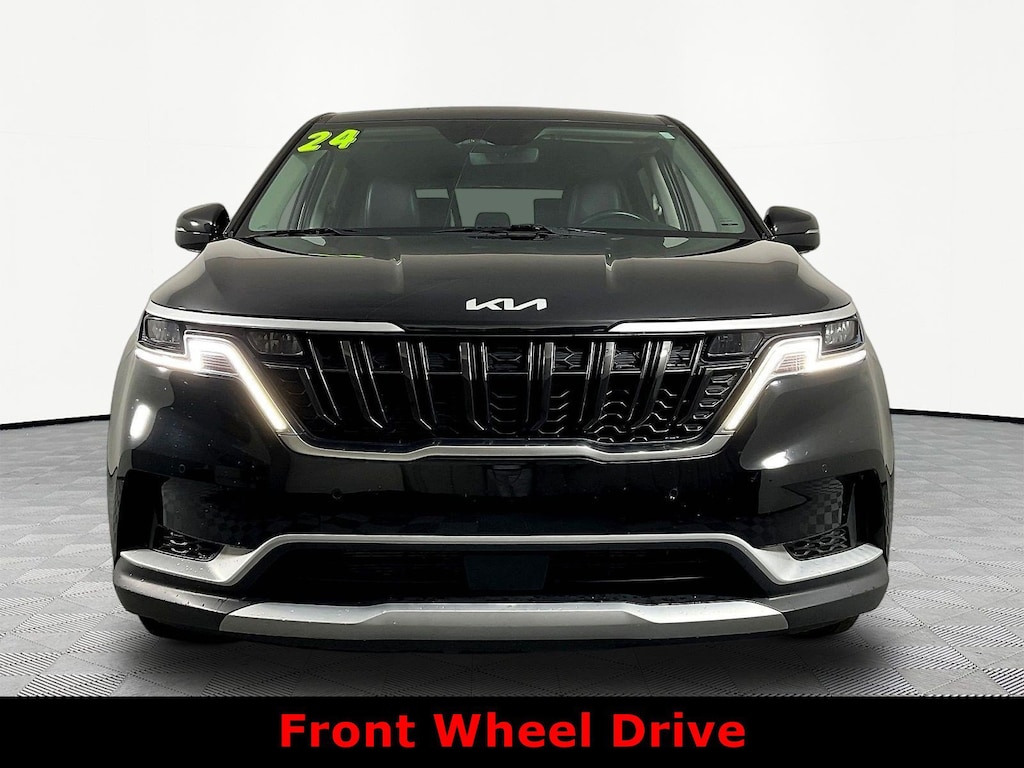 Used 2024 Kia Carnival EX FWD MPV