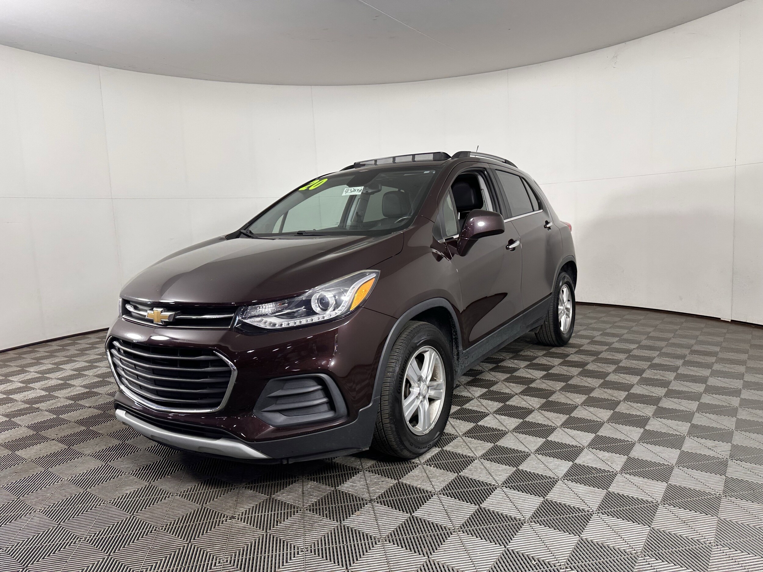 2020 Chevrolet Trax LT photo 3