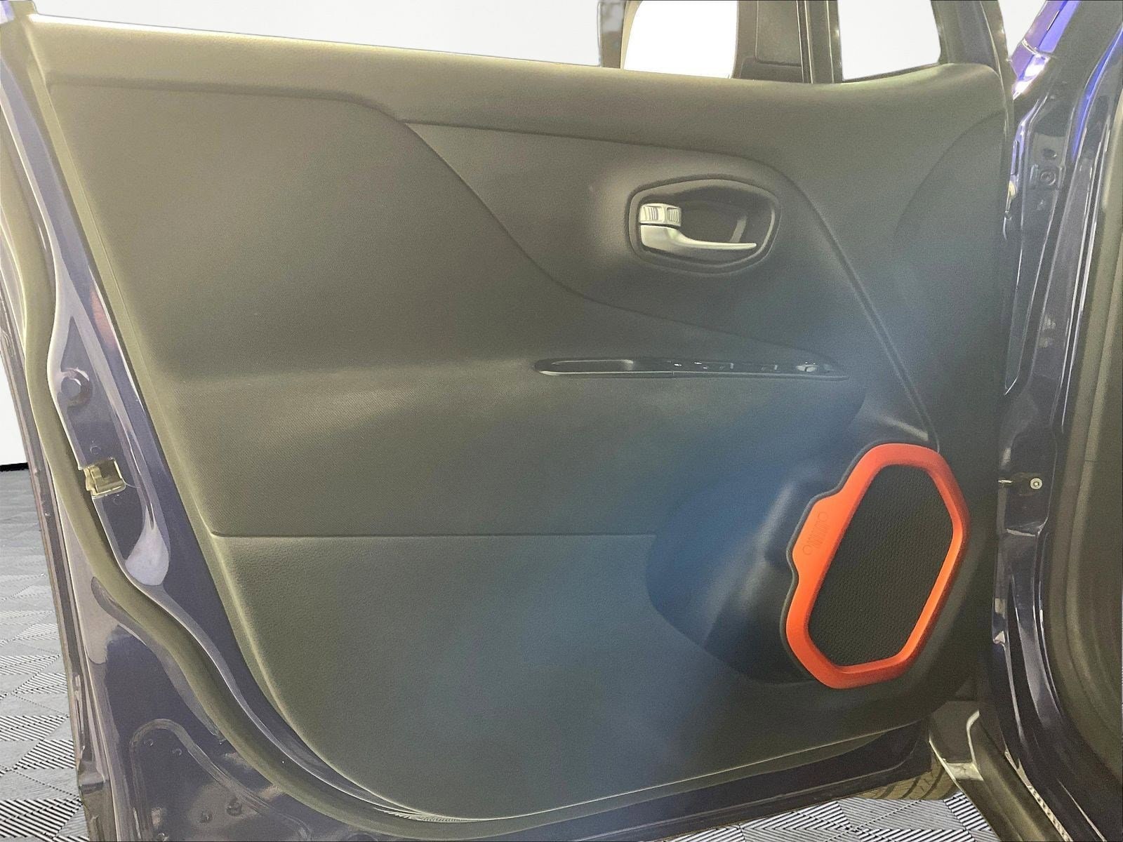 2018 Jeep Renegade Upland - Photo 19