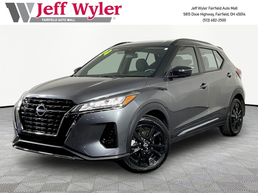 Used 2024 Nissan Kicks SR FWD SUV