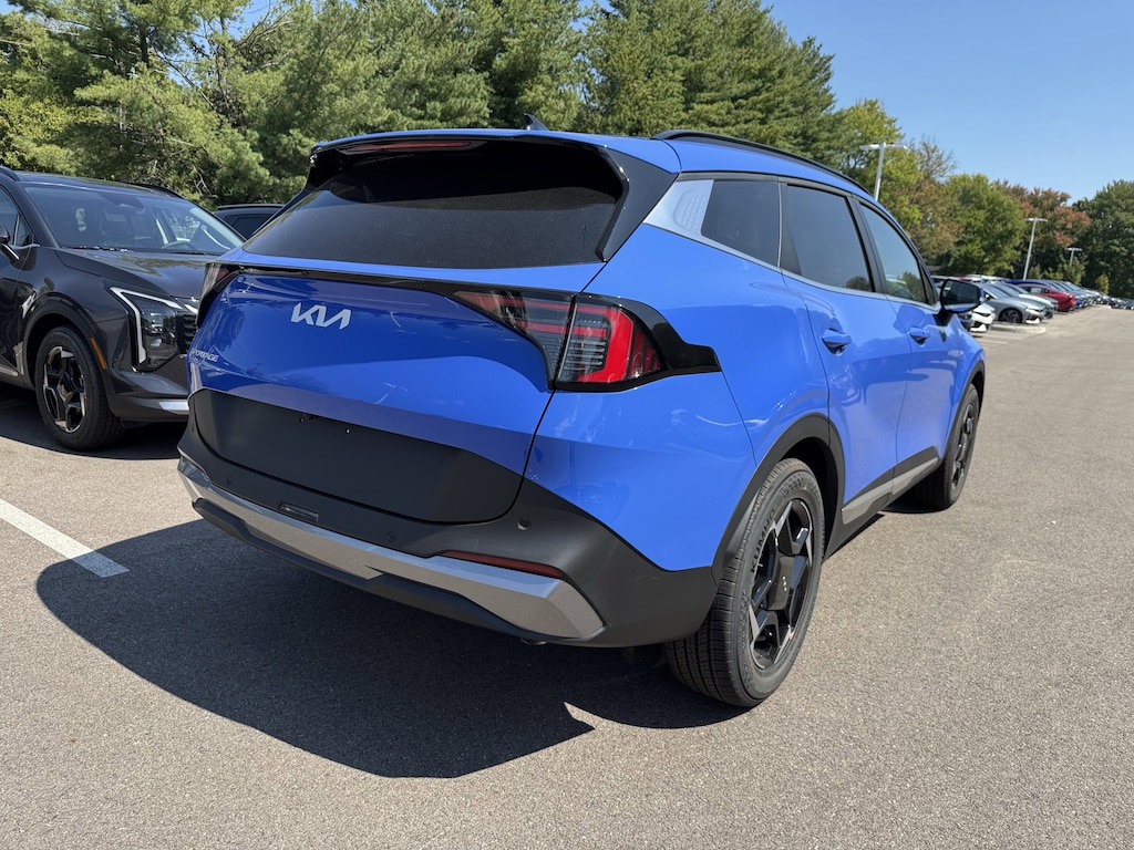 New 2026 Kia Sportage EX SUV