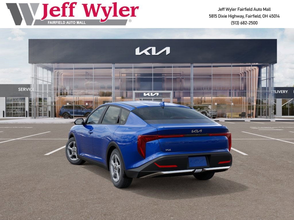 New 2025 Kia K4 LXS Sedan