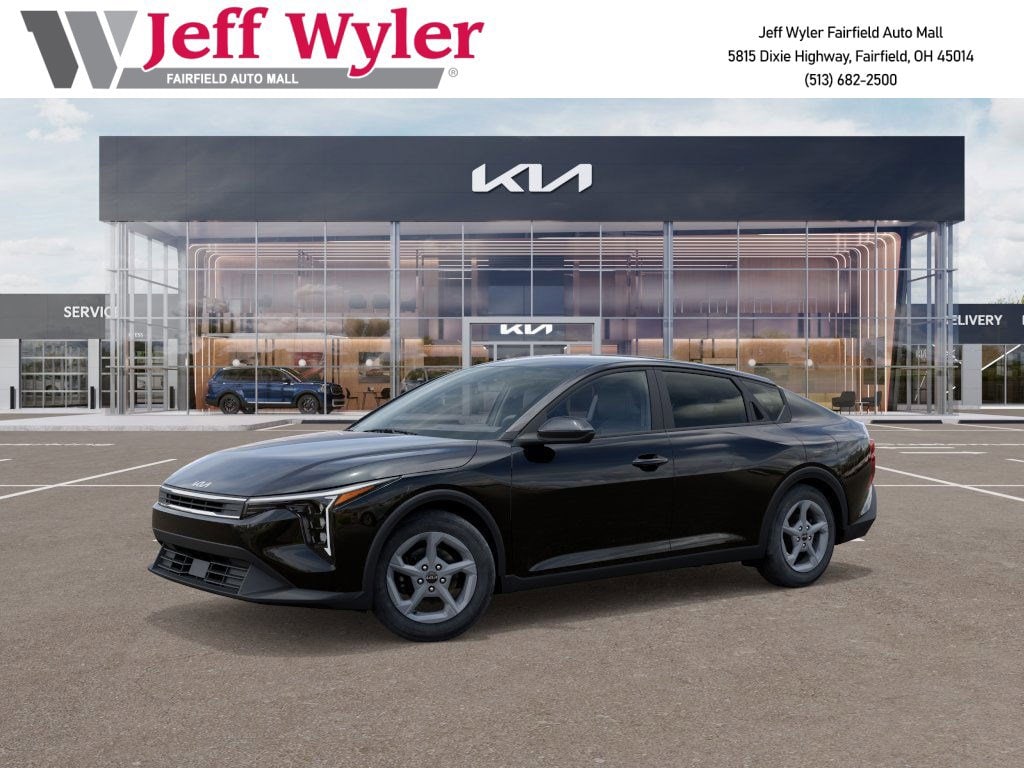 New 2025 Kia K4 LXS Sedan
