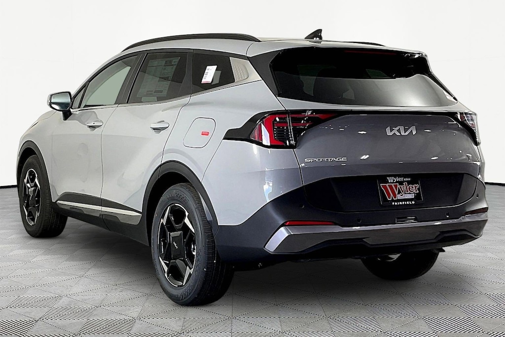 New 2026 Kia Sportage EX SUV