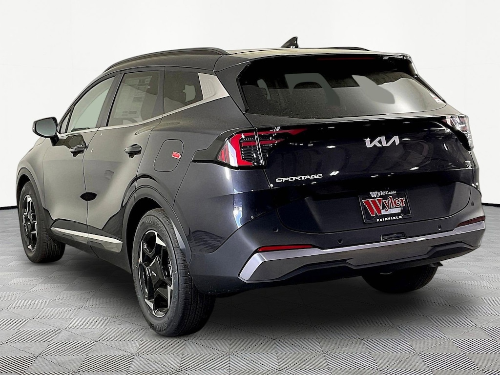 New 2026 Kia Sportage EX SUV