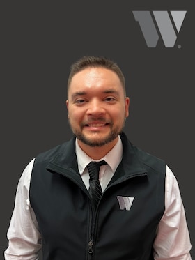 Staff member Bennet Morgan from ID_3483077743a8